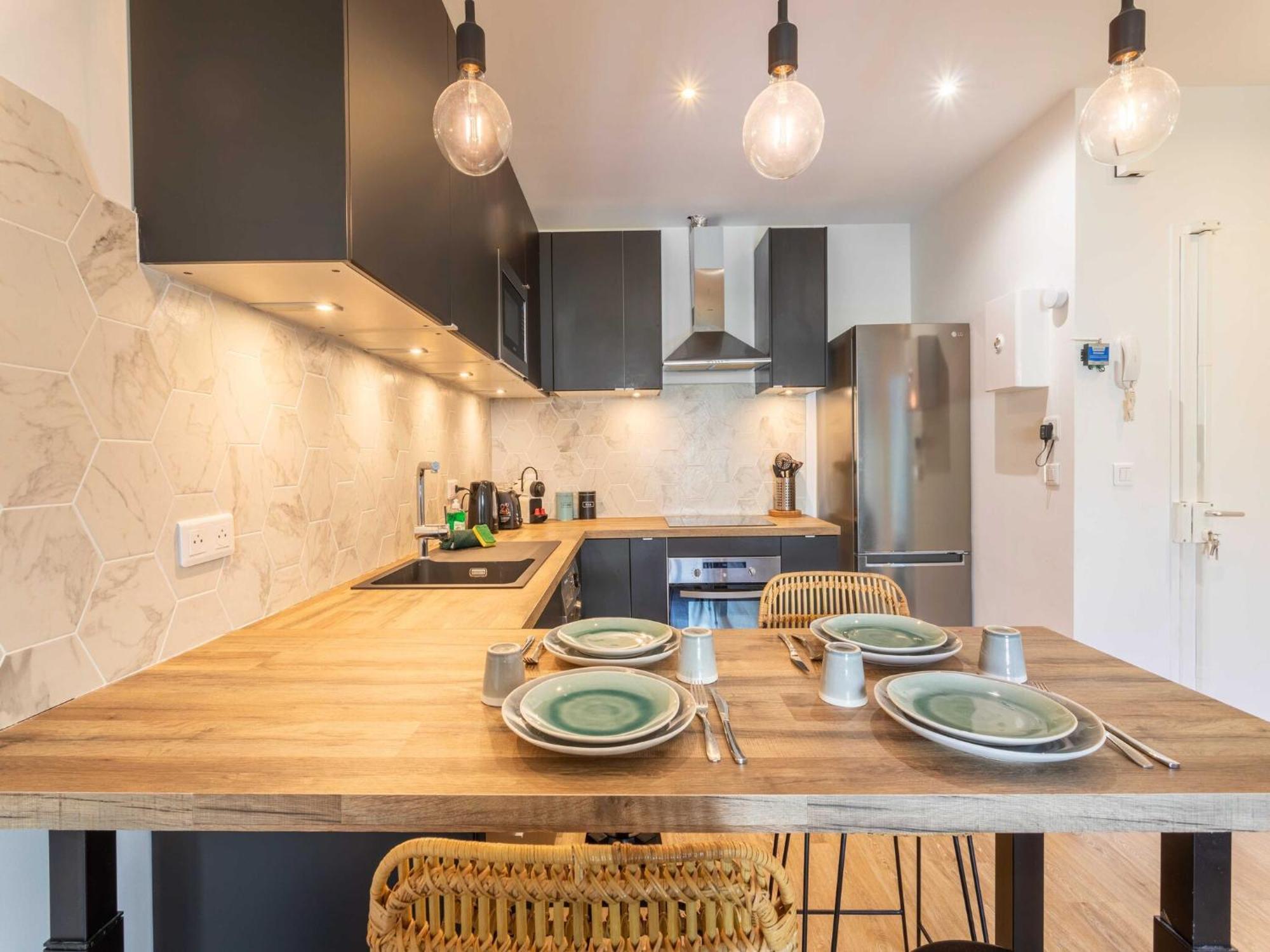 Charming Renovated Apt-1Br 4P- Notre Dame Du Mont Marseille Bagian luar foto